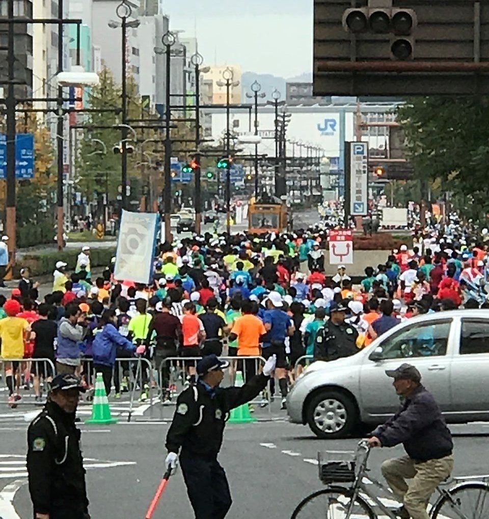 "おかやまマラソン2017"は岡山県総合グラウンド・ジップアリーナ前からスタート